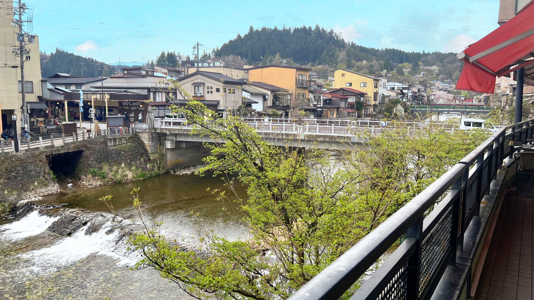 宮川のせせらぎを感じながら、、、