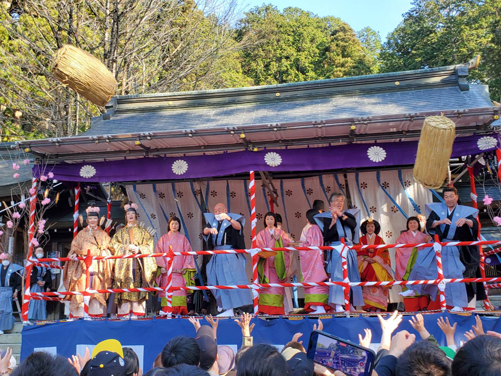 飛騨の春を彩る「生きびな祭」｜水無神社で行われる行列・餅まき・アクセス完全ガイド