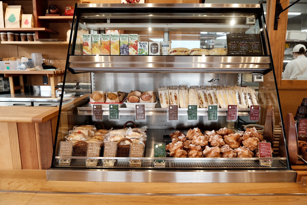 ダルマベーカリー