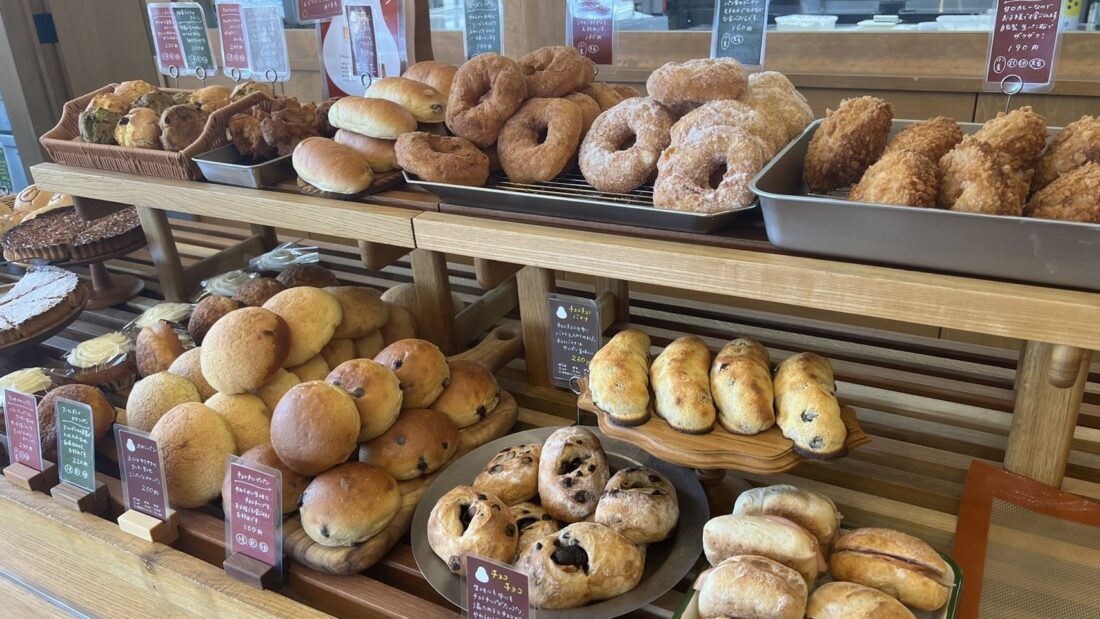 ダルマベーカリー