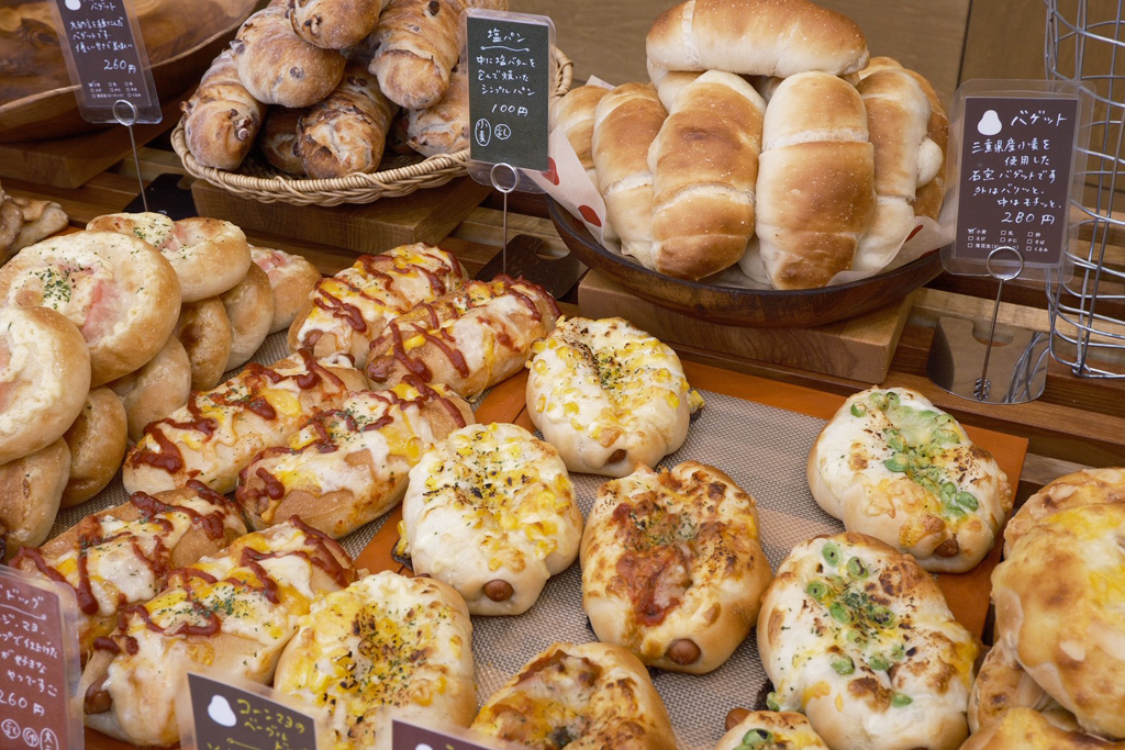 ダルマベーカリー